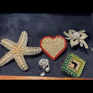 Brooch pins multicolor rhinestone banana rep